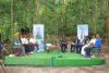 Pascal Ogowé Siffon, le général Serge Hervé Ngoma et les autres participants à la conférence de presse de lancement, le 13 juin 2025, à l’Arboretum Raponda Walker. © GabonReview