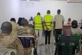 La victime à droite en compagnie des deux accusés à la barre, lors de leur procès en criminelle pour enfants. © GabonReview