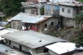 Vue de quelques habitations dans un quartier de Libreville. © D.R.