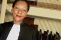 Ce n’est pas Me Giselle Eyue Bekale seule qu’on interroge, c’est la manière dont la justice traite l’un des siens. En défendant la procédure, l’avocate rappelle que la justice ne peut punir hors du droit. © Getty Images