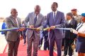 Le président Brice Clotaire Oligui Nguema coupant le ruban du pavillon présidentiel rénové, le 12 août 2025 à Franceville. © Communication présidentielle