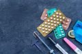 La récente décision de l'administration Trump de détruire un stock de contraceptifs d'une valeur de 9,7 millions de dollars, initialement destinés à des populations vulnérables, suscite une vague d'indignation dans le monde humanitaire. © D.R.