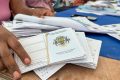 Les cartes d’électeurs sont exceptionnellement distribuées dans les mairies et les mairies d’arrondissement. © D.R.
