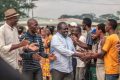 Dieudonné Minlama en tournée à Bitam, sa ville natale, pendant la campagne en vue des locales et des législatives. © D.R.
