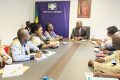 Le Médiateur de la République, Alexis Boutamba Mbina échangeant avec la délégation de l’UA, le 29 septembre 2025 à Libreville. © GabonReview