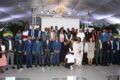 Les officiels et les participants posant à l’ouverture des travaux. © GabonReview