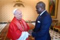 En visite officielle au Saint-Siège depuis le 29 octobre 2025, le président de la République, Brice Clotaire Oligui Nguema, accompagné de la Première Dame, Zita Oligui Nguema, a été reçu en audience par sa sainteté le Pape Léon XIV. © D.R.