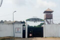 Les agresseurs de Willy séjournent désormais à la prison centrale de Port-Gentil où ils méditent sur leur sort. © D.R.