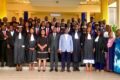 Les ministres François Ndong Obiang, Awanang-Anato, les autres officiels et les 41 agents de l’Unité de gestion du programme, le 20 décembre 2025, à Libreville. © D.R.