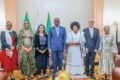Photo de famille au terme des échanges au Palais. © Communication présidentielle