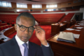 À travers son acte d'accusation contre l'amnésie d'État, Jean Gaspard Ntoutoume Ayi a choisi l'inconfort salvateur de la vérité. © GabonReview