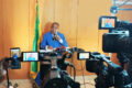 Le ministre de la Communication et des Médias, Germain Biahodjow, répondant à la presse, le 8 mars 2026 à Libreville. © GabonReview
