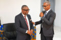 Le ministre Paul Ulrich Kessany procédant à l’installation du président du comité d’organisation, le 18 mars 2026. © GabonReview