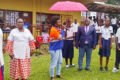 Le proviseur Crépin Nkou Mba et son équipe administrative lors de la remise des médicaments, le 3 février 2026. © D.R.
