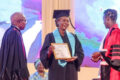 Zita Oligui Nguema, recevant son titre. © D.R.