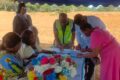 Instantané de  la  remise  des  chèques. © GabonReview