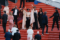 Sur le tapis rouge de Cannes, l'équipe de Ben'Imana, entre Gabon et Rwanda, salue un monde qui vient de les découvrir. © GabonReview (capture d’écran)
