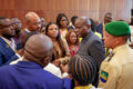 Le président de la République au contact direct de la diaspora gabonaise et des influenceurs, le 4 mai 2026 au Palais présidentiel. Une proximité assumée. © Communication présidentielle