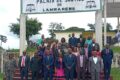 Le ministre de la Justice, Garde des Sceaux, chargé des Droits humains, Augustin Émane, posant avec ses collaborateurs lors de sa visite à Lambaréné. © D.R.