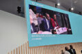 Mays Mouissi, retransmis sur écran géant, lors de son allocution devant la session interministérielle de la 13e session du Forum urbain mondial, à Bakou, le 17 mai 2026. © D.R.