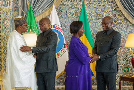 Le président de la République recevant successivement Thomas Yayi Boni, ancien président du Bénin, et Louise Mushikiwabo, secrétaire générale de l'OIF, en audience au Palais présidentiel de Libreville, le 4 mai 2026 (montage assemblage GabonReview). © Communication présidentielle