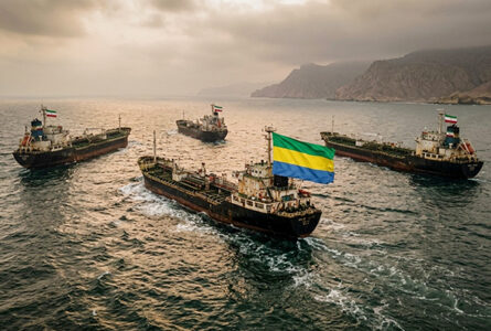 Détroit d'Ormuz, avril 2026 : un tanker ‘’gabonais’’ naviguant de conserve avec la flotte iranienne. L'image que Libreville ne pouvait plus se permettre. © Illustration IA / GabonReview