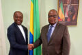Une poignée de main qui ouvre un chapitre : le consul honoraire Maurice Pebadi Engandzas et l'ambassadeur Rod Rembendambya, réunis vendredi à Pretoria autour du lancement officiel du consulat gabonais de Johannesburg. © 24/7 Assistance