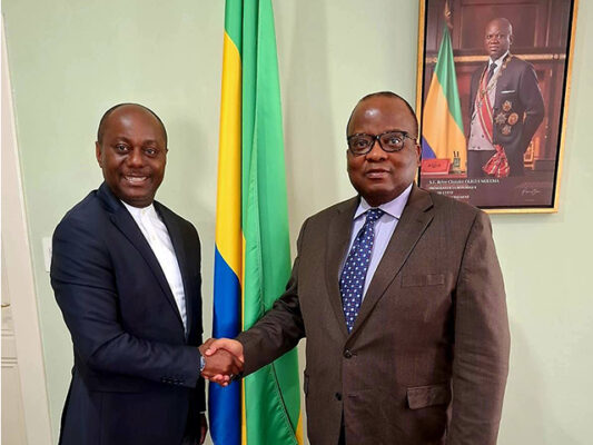 Pebadi Engandzas reçu à Pretoria : le consulat honoraire de Johannesburg entre en action