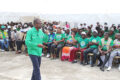 Le Secrétaire général de l’UDB, Mays Mouissi, haranguant les foules lors du meeting du 4e arrondissement de Libreville. © GabonReview