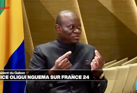 Le président Brice Clotaire Oligui Nguema lors de l'interview accordée à France 24 à Libreville, le 2 juin 2026. © GabonReview (capture d’écran)