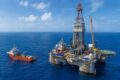 le puits a enregistré un débit initial supérieur à 8 000 barils bruts de pétrole par jour, soit environ 4 700 barils nets par jour revenant à Vaalco Energy. © GabonReview/ Illustration IA