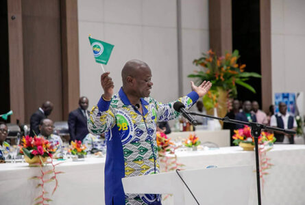 Le président de la République, président fondateur de l’UDB au pouvoir, Brice Clotaire Oligui Nguema, lors de son discours consacré au premier anniversaire de son parti. © D.R.