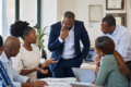 Écoute, exemplarité, sens du collectif : le «savoir-être» managérial, ce que les diplômes n'enseignent pas. © GabonReview (image d'illustration générée par IA)