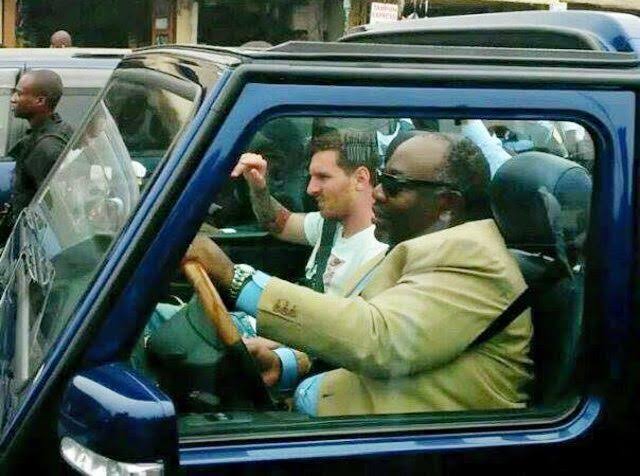 [Rétroviseur] 2,3 milliards pour Messi au Gabon : le jour où un chef d'État décrocha son diplôme de taxi | Gabonreview.com
