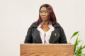 La ministre du Tourisme durable et de l’Artisanat, le Pr Marcelle Ibinga-Itsitsa, s’adressant, le 22 juillet 2026, à Libreville, aux acteurs du transport aérien et de la chaîne touristique. © D.R.
