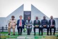 Les officiels, lors de la cérémonie d'inauguration du Mur du Souvenir, le 13 juillet 2026, à Libreville. © Com. Mairie de Libreville