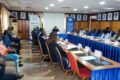 ‎La ministre d'État en plein travail avec la commission d'orientation. © AGP