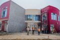 La façade principale du Centre de santé communautaire d’Akébé qui devrait améliorer l’offre de soins et la et rapprocher des populations. © D.R.