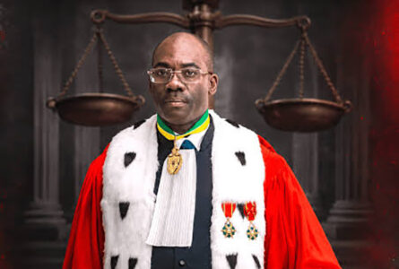 Eddy Narcisse Minang, procureur général près la Cour d'appel judiciaire de Libreville, frappé d'une proposition de révocation par le Conseil de discipline du CSM. Il dispose de quinze jours pour faire appel. © © Dworaczek-bendome.org
