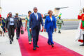 Oligui Nguema accueilli à sa descente d’avion par la ministre d’État ivorienne ; le 4 août 2026. © Communication présidentielle