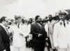 Luc Marc Ivanga (au centre), l’un des artisans méconnus de l’Indépendance, prit une part active aux travaux parlementaires qui façonnèrent en 1960 les symboles et la souveraineté du Gabon. © D.R.