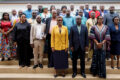 Les participants à ces travaux posant avec les ministres de l’Intérieur et de la Planification, accompagnés de l’une des vice-présidentes de l’Assemblée nationale. © D.R.