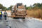Un engin an action sur le chantier de la route Ndendé-Doussala. © D.R.