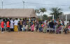 Une vue de la foule présente à la caravane médicale à Makokou. © Gabon24