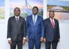Les ministres des Travaux publics, Edgard Moukoumbi, et du Logement, Mays Mouissi, en compagnie du ministre ivoirien des Infrastructures et de l’Entretien routier, Yacouba Hien Sié. © D.R.
