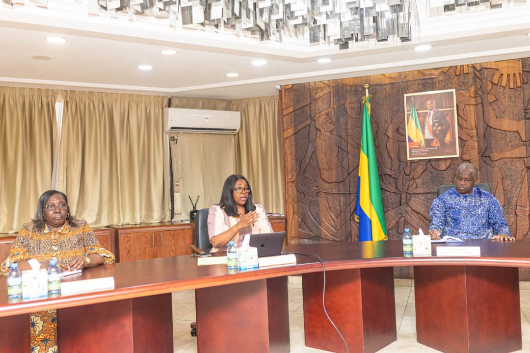 Fonction publique : «l'avancement automatique n'existe nulle part, parce qu'il est inéquitable» (Laurence Ndong) | Gabonreview.com