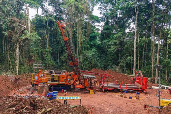 Belinga : Fortescue double sa flotte de forage et accélère la cadence