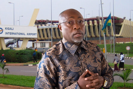 Augustin Lobelle Yembi, député gabonais, au cœur d’une affaire judiciaire née d’une altercation survenue à l’aéroport de Kigali.  © GabonReview (montage)