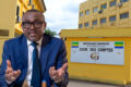 Alex Euv Moutsiangou, Premier président de la Cour des comptes : derrière les 1 700 milliards de FCFA de débets et d’amendes prononcés, se joue désormais la bataille de leur recouvrement effectif. © GabonReview (montage)