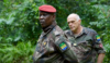 De Saint-Cyr à l’École d’état-major de Libreville, Guy-Pamphile Mouissi (à gauche) aura consacré plus de trois décennies à l’armée, au commandement et à la formation. © D.R.